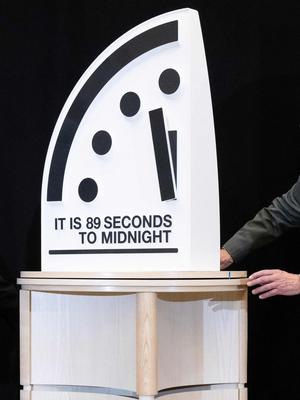 Hans Martin Seip: Dommedagsklokka er nå 85 sekunder på midnatt, nærmere enn noen gang før.