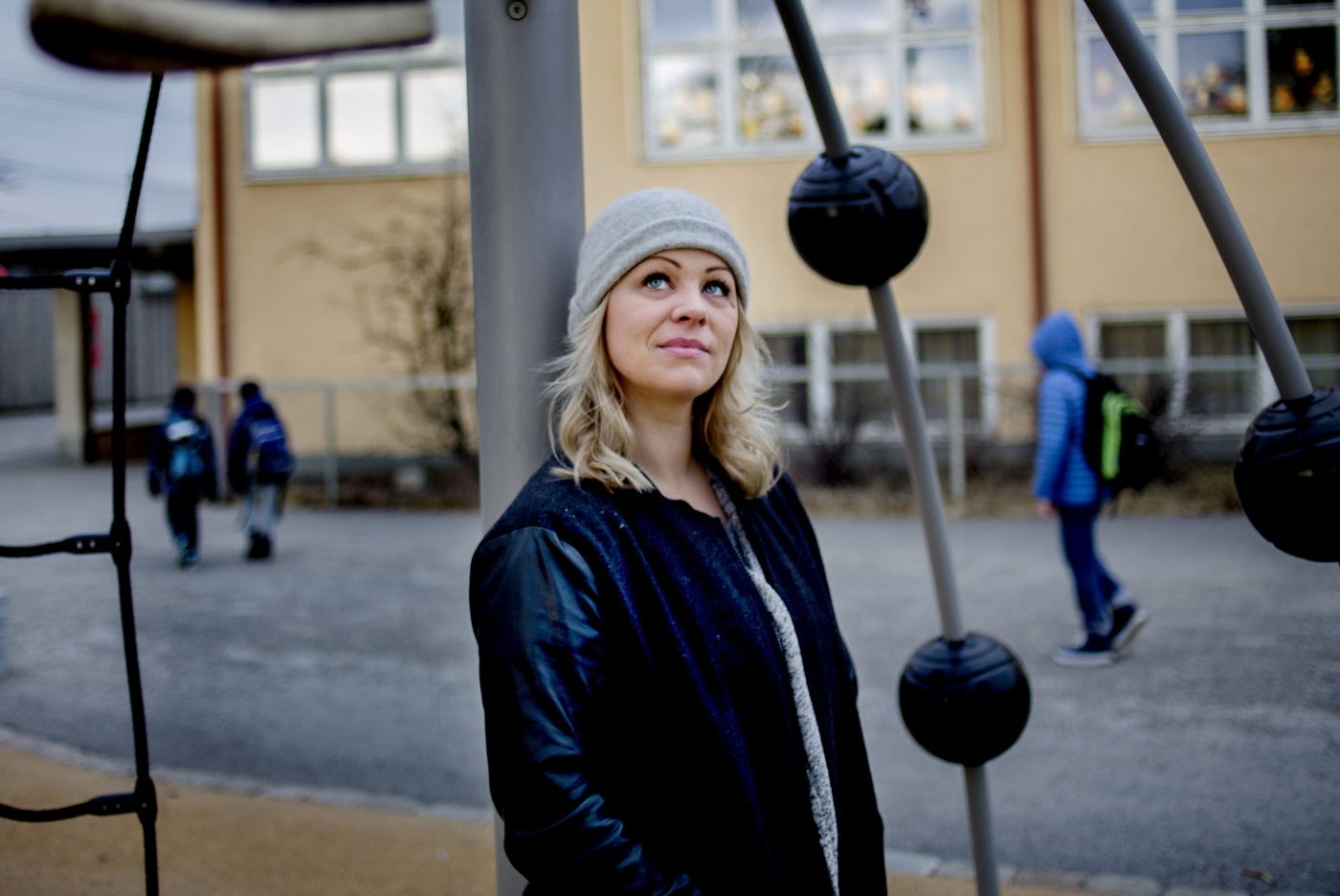 Eivor Evenrud, en av tre toppkandidater til Rødts liste ved kommunevalget 2015. Bildet er tatt p[ Huseby skole.