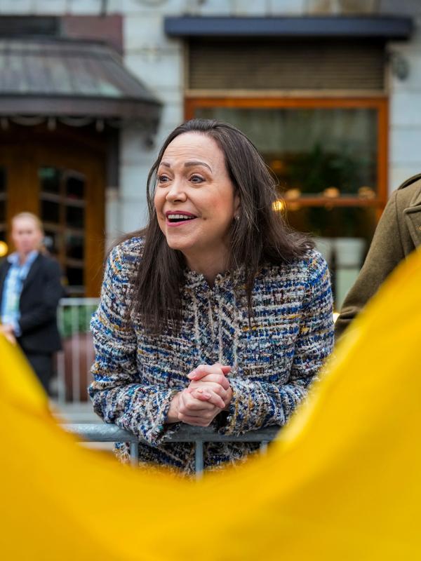 Advart av CIA: Slik kastet Trump fredsprisvinneren under bussen