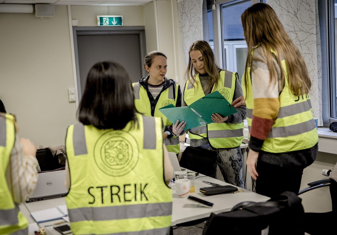 Wenche Adele reiten, Maiken Olsrud Åslie