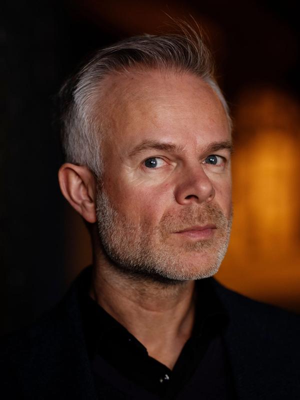 Tore Renberg kaller sin sangfavoritt fra dette århundret «grisebra»