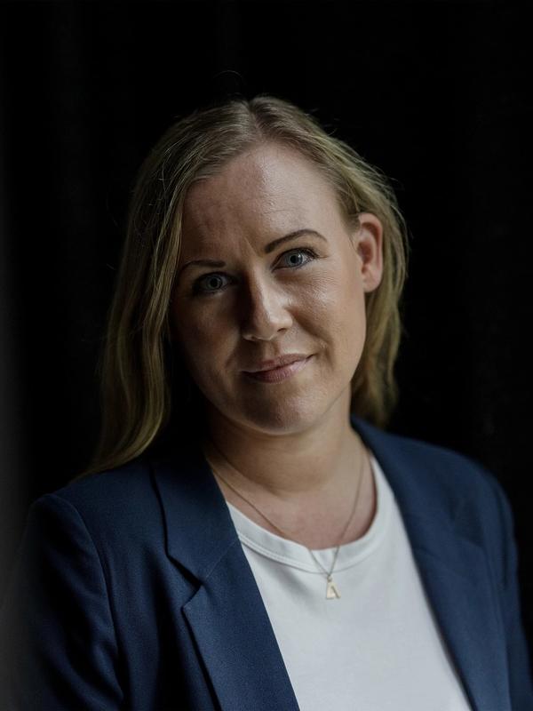 Barneminister Lene Vågslid freder kommersielle i barnevernet