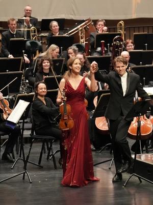 Vilde Frang er en verdensstjerne, men også Adam Hickox imponerte med TSO.