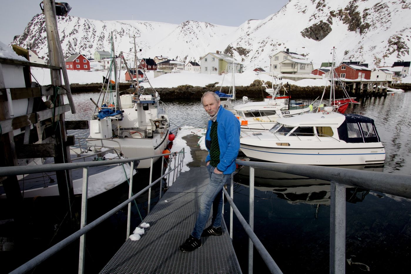 Fisker Hans Petter Rasmussen stoler ikke på løftene fra myndighetene om at verneområdet ikke vil merkes. Han synes det er for mange ubesvarte spørsmål.