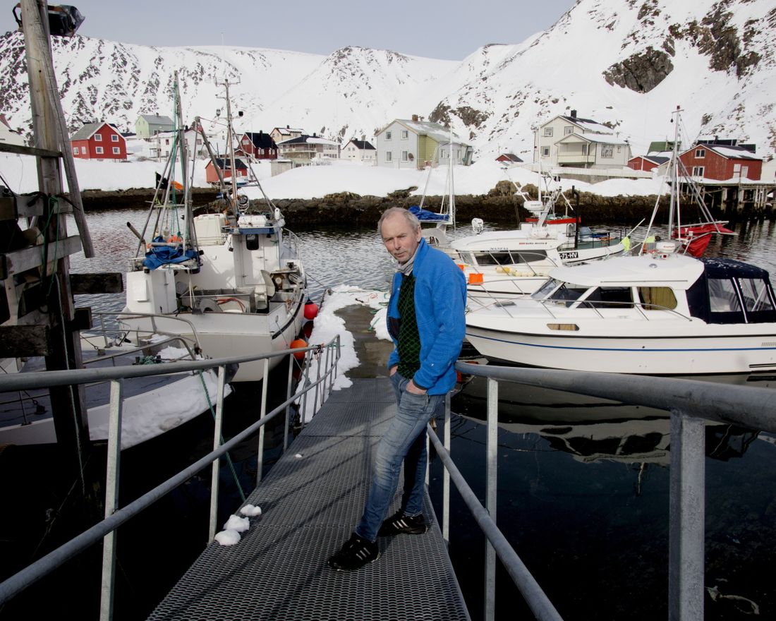 Fisker Hans Petter Rasmussen stoler ikke på løftene fra myndighetene om at verneområdet ikke vil merkes. Han synes det er for mange ubesvarte spørsmål.