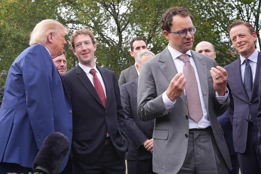 Etter et møte med USAs KI-topper tirsdag avviste Donald Trump både forslaget om brems i utviklingen og samarbeid om sikkerhet med Kina.