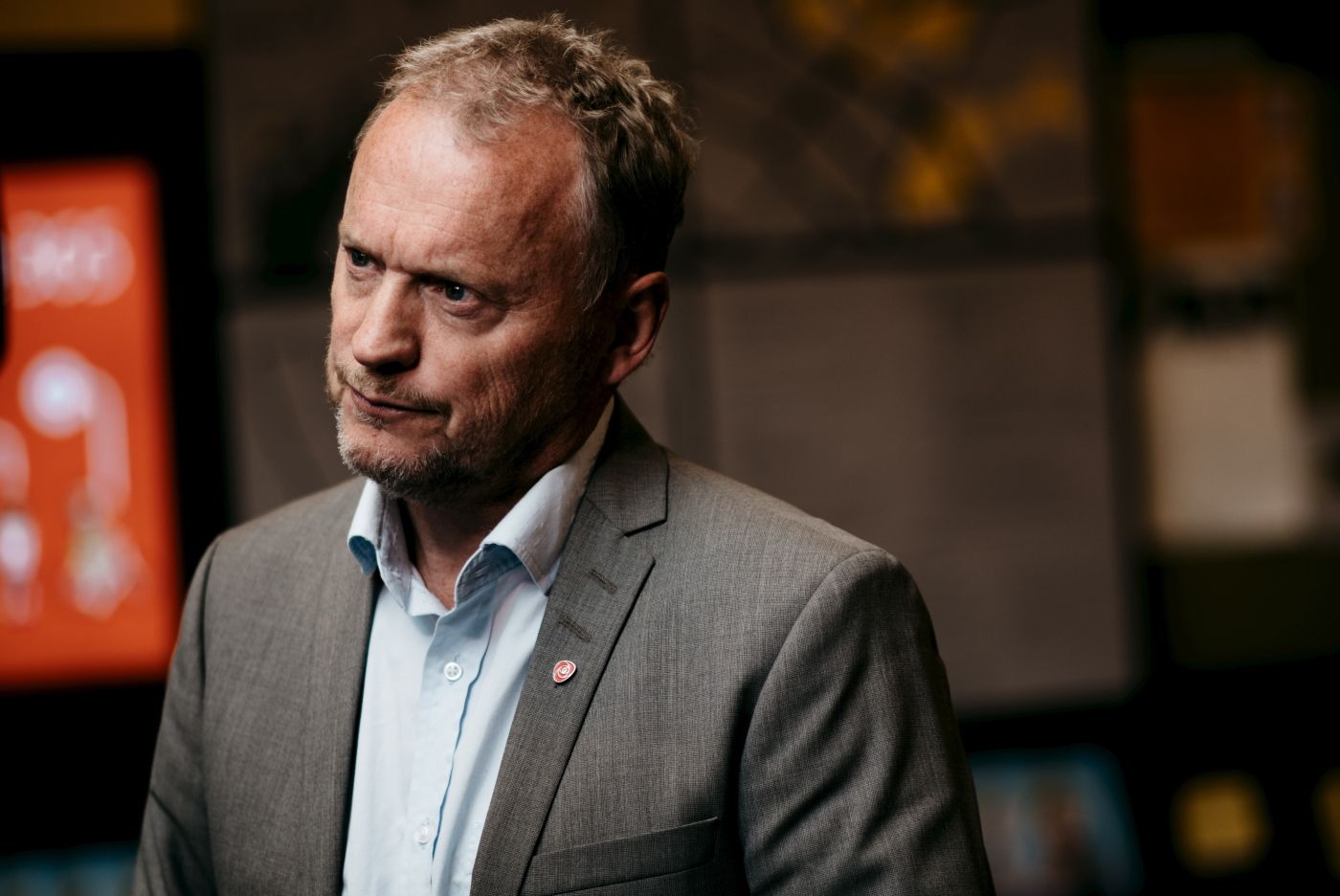 Byrådsleder Raymond Johansen. 
  
 Under overskriften ’Nye veier til egen boligª presenterte Byrådsleder Raymond Johansen, byutviklingsbyråd Hanna E. Marcussen, oppvekst-og kunnsykapsbyråd Inga Marthe Thorkildsen Oslos nye boligpolitikk. Foto: Fartein Rudjord.