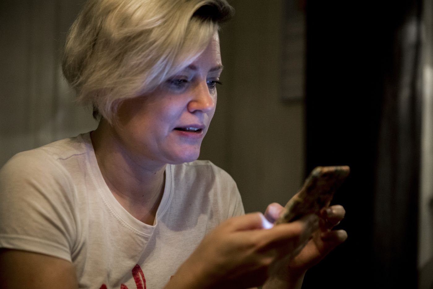 Hjemme hos Frida Holmgren, som har anmeldt V‰nsterpartiets tidligere partileder Lars Ohly for seksuell trakassering. 
  
 Foto: Tom Henning Bratlie