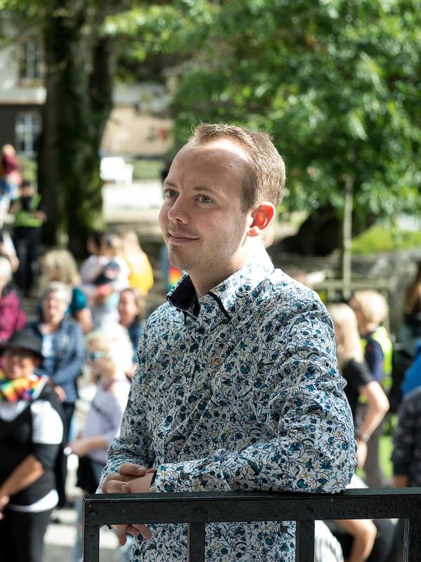 Skeive nettverk er åpne for surrogati