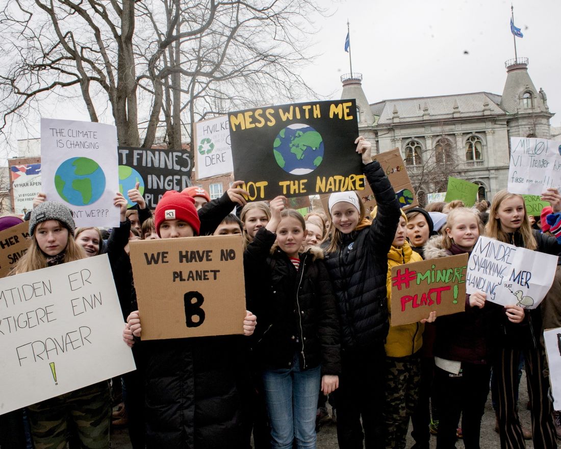 Trondheim. Barn og ungdom streiker for et bedre klima, mot politikerne som de mener ikke tar ansvar