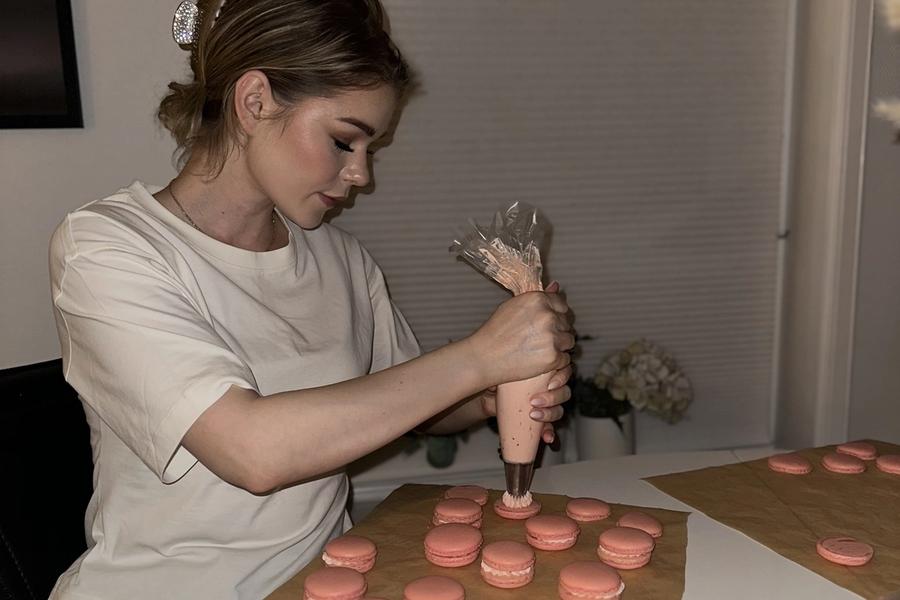 Kristin Lode (23) ønsker seg mer tid til baking