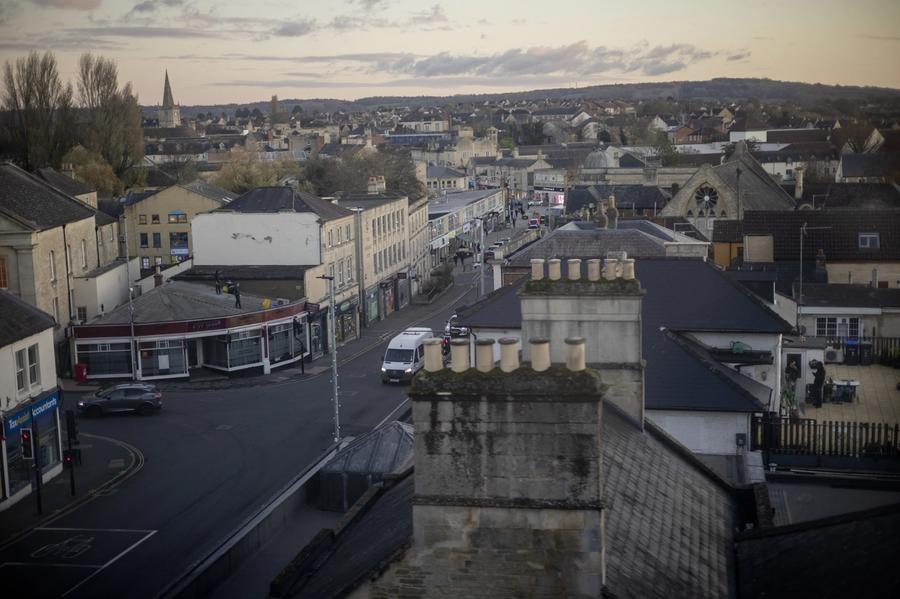 Fattigdom er en direkte konsekvens av velstanden til dem som befinner seg på toppen av samfunnet.