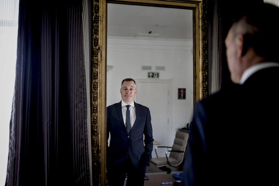 Bakke-Jensen ble tildelt toppjobb av sine egne etter ukjent møte i departementet.