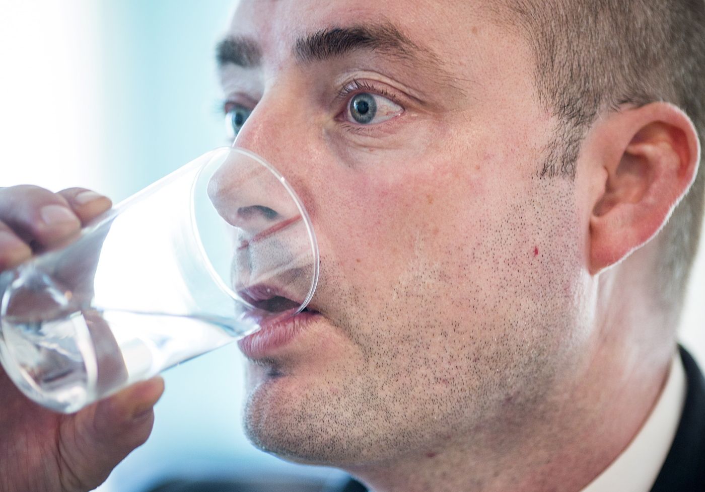 Oslo, Norge, 25.10.2013. Bilder av FRPs Robert Eriksson som er nylig ankommet sin nye jobb som Arbeidsminister. Foto: Christopher Olssøn.