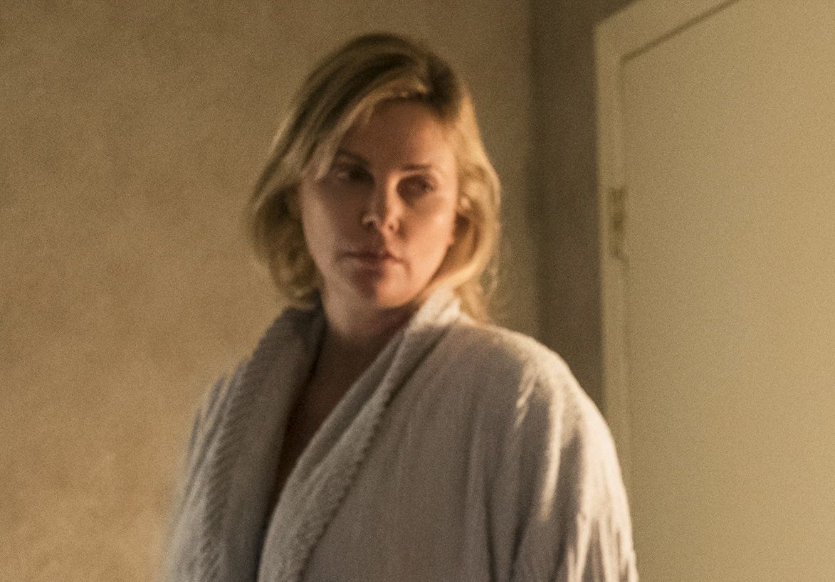 (l to r.) Charlize Theron as Marlo and Ron Livingston as Drew star in Jason Reitman's TULLY, a Focus Features release.
