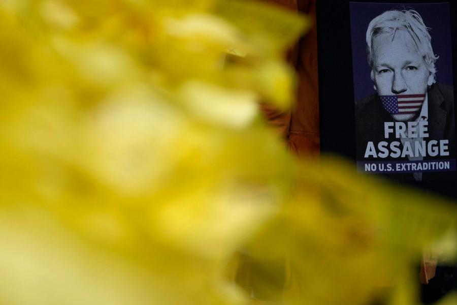 Julian Assanges advokat avviser at løslatelse er nært forestående. 