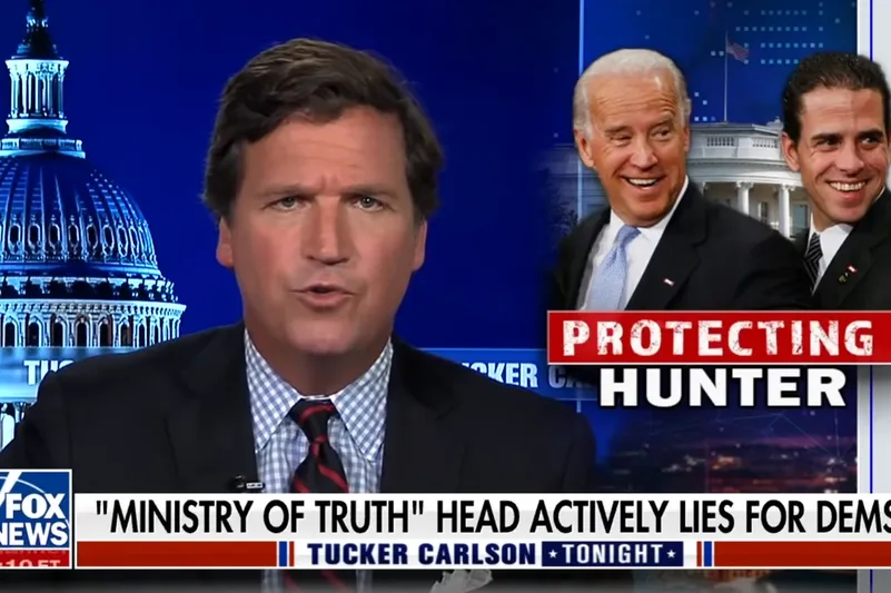 I skuddlinja: Nina Jankowicz skulle arbeide mot desinformasjon i USA, men ble selv et offer for en svertekampanje. Det hele startet i programmet til Fox News-profil Tucker Carlson.