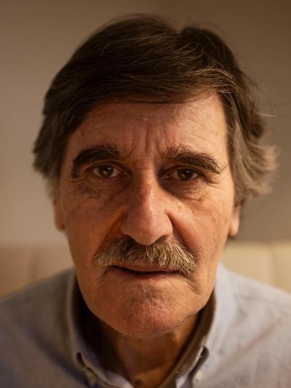 For 50 år siden trodde Carlos Caballero på væpna kamp. I dag er han en fredens forkjemper. 