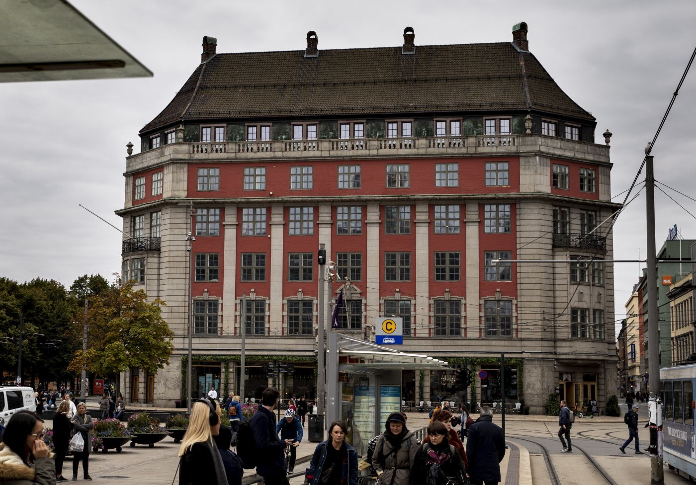 Amerikalinjen, hotell på Jernbanetorget i Oslo. 
  
 Foto: Tom Henning Bratlie
