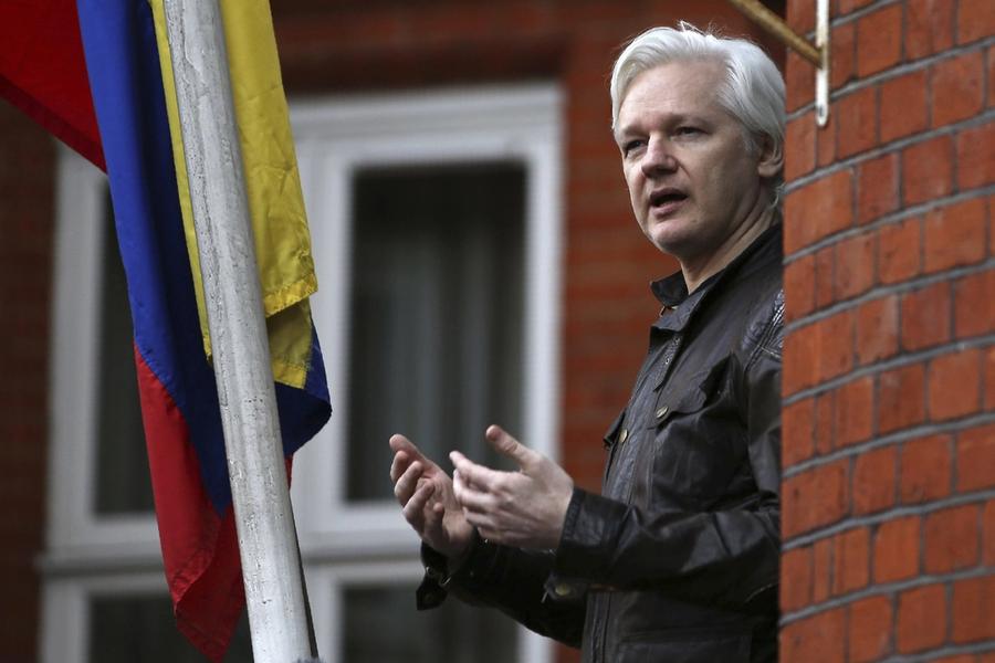 Pressefrihetsaktivister etterlyser et større engasjement for Julian Assange.