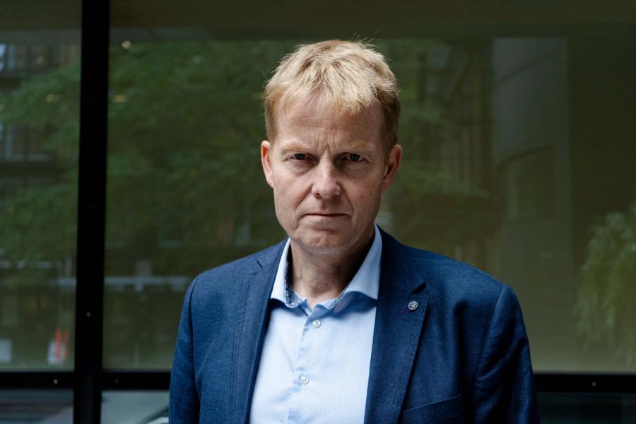 Sjefen i Økokrim advarer om at kjente kriminelle aktører har inntatt budbilbransjen.