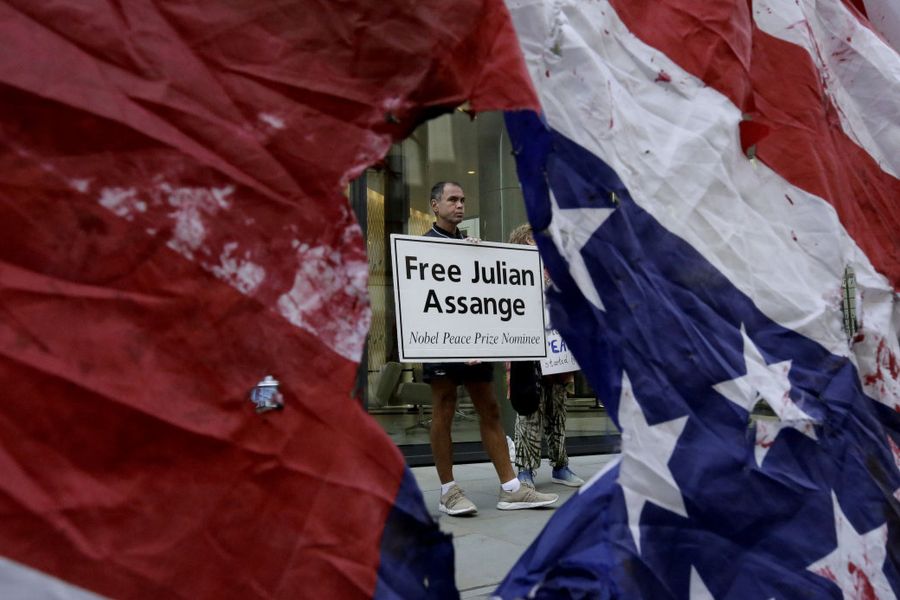 Guantánamo-advokat vitnet i Assange-saken.