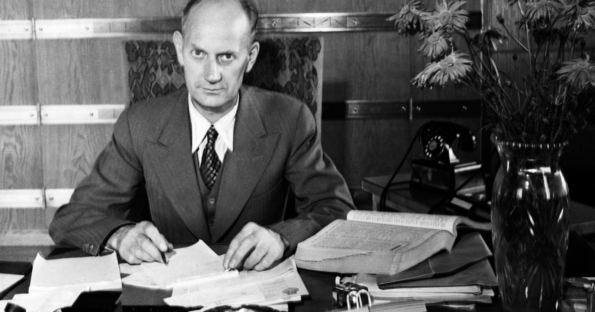 Эйнар квитрафн селвик. Огни эйнара долгожданная. Джаред блэкистон. Джордж пла модель. Макушева.