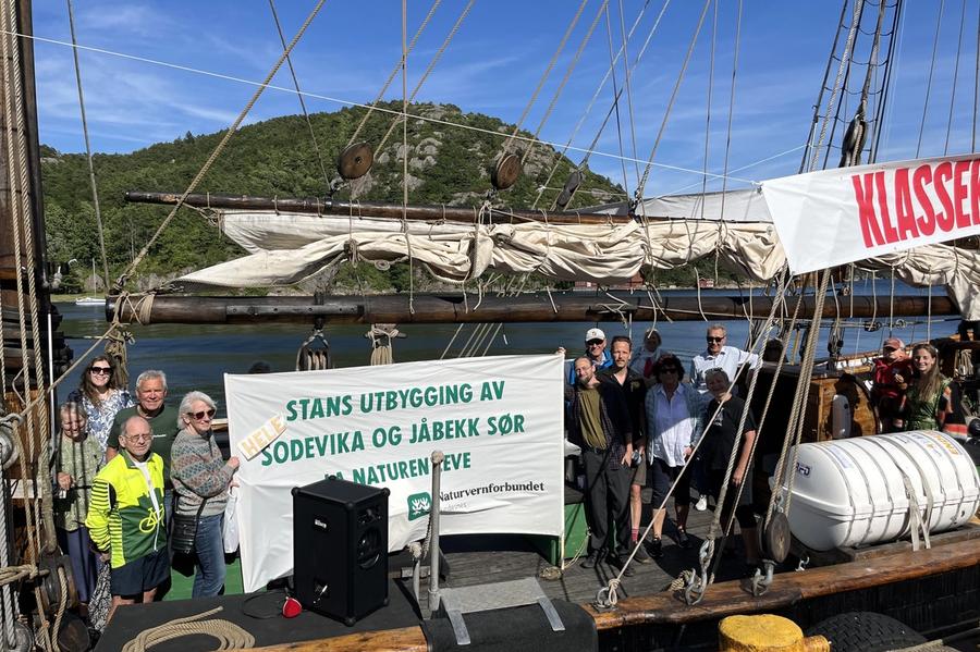 Lindesnes vil være først i køen når ny næring planlegges. Derfor sprenges unik skjærgård vekk uten noen plan for drift.