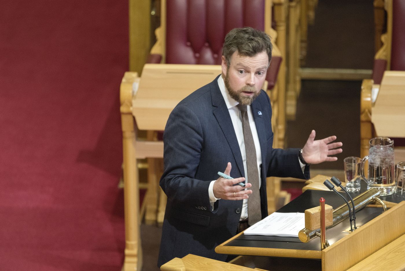 Oslo  20171206. 
 Kunnskapsminister Torbjørn Røe Isaksen (H) under Stortingets muntlig spørretime, onsdag. 
 Foto: Gorm Kallestad / NTB scanpix