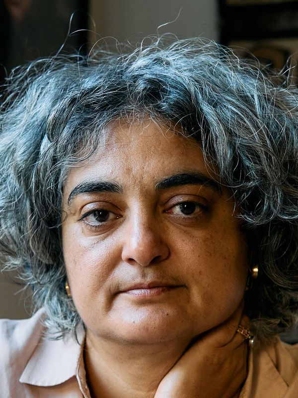– Hvis du snakker om Palestina nå, er du under angrep, sier forfatter Rana Issa. 