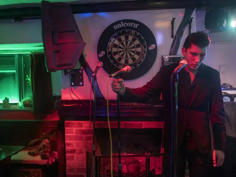 ENGELSK ELVIS: Robin Hood Inn, som ikke lenger fins, var lenge Bostons beste karaokested.