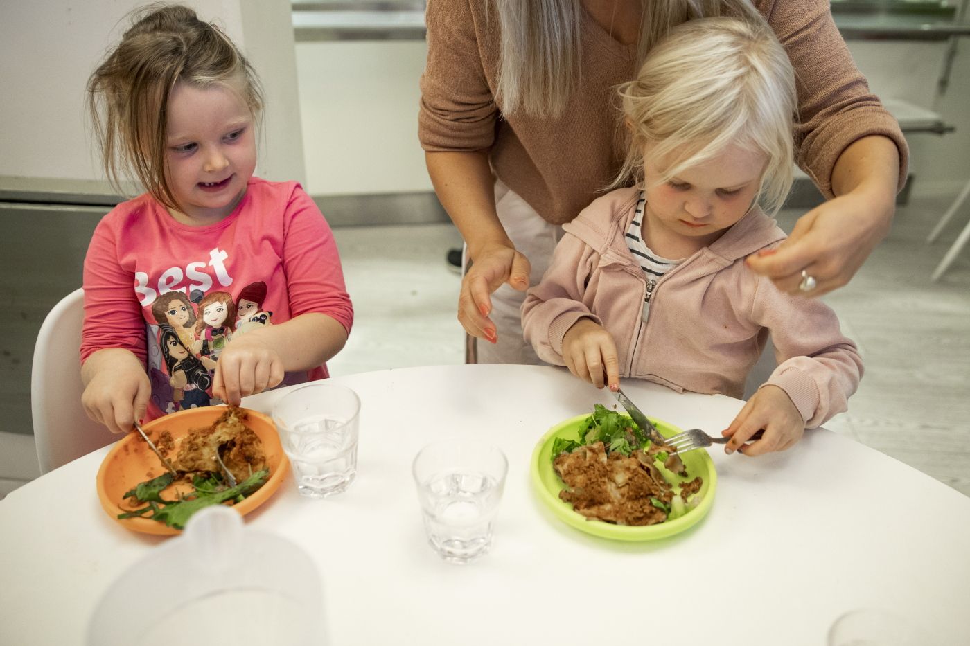 Månestråle barnehage på Frogner, har har 137 barn og har de siste årene prioritert maten høyt. De har også landets aller høyeste kostpris med 1170 kroner i måneden per barn. 
  
 Foto: Tom Henning Bratlie/Klassekampen