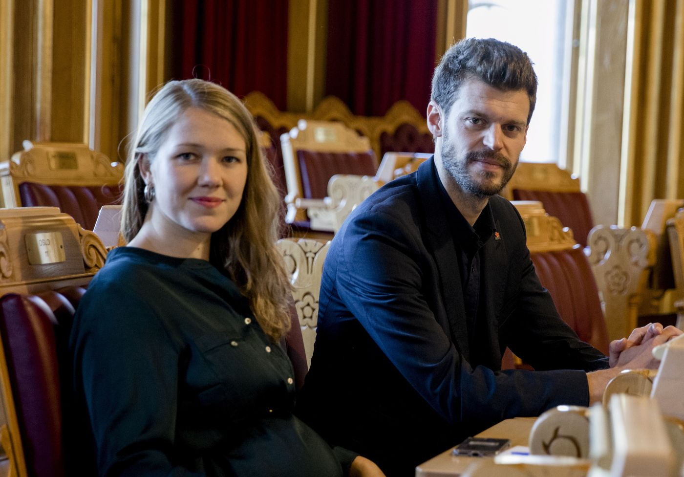 Nasjonaltalsperson i MDG Une Aina Bastholm og partileder i Rødt Bjørnar Moxnes. MDG og R om at de ikke får stille spørsmål til regjeringen i spontanspørretimen. 
  
 Foto: Tom Henning Bratlie