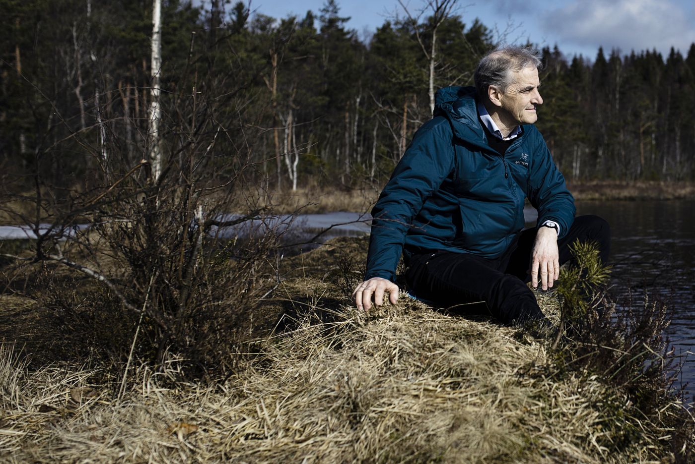 Oslo, Norge, 06.04.2020. Arbeiderpartileder, Jonas Gahr Støre fotografert på Songsvann til påskeintervju om pandemi, økonomi og helse. Foto: Christopher Olssøn.