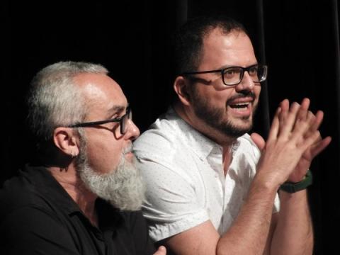 Grupo de pessoas participando do evento e debatendo a Dramaturgia Potiguar.