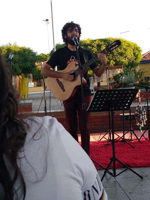 Pessoas participando de evento do projeto Seridó Criativo.