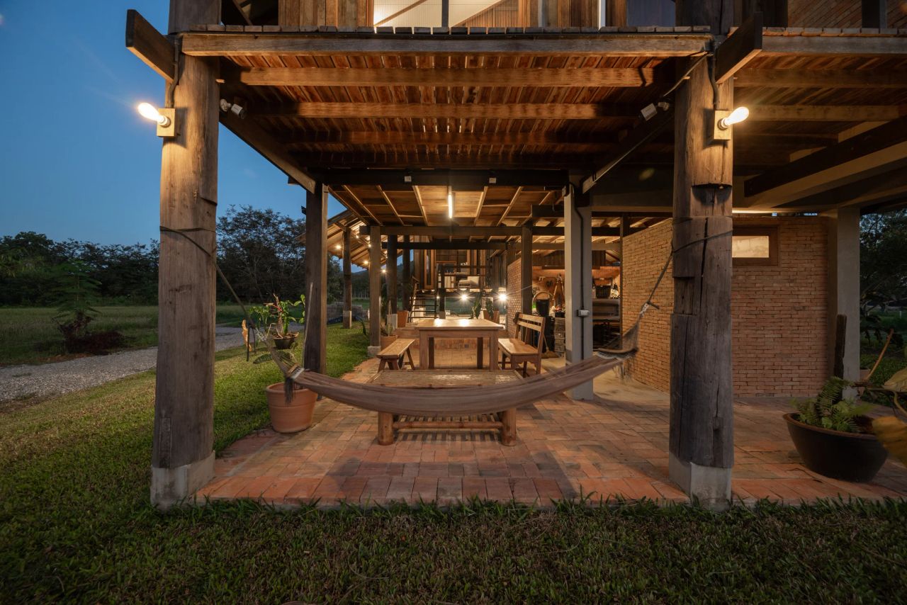 Raintree Lane Farm House — project photograph 4