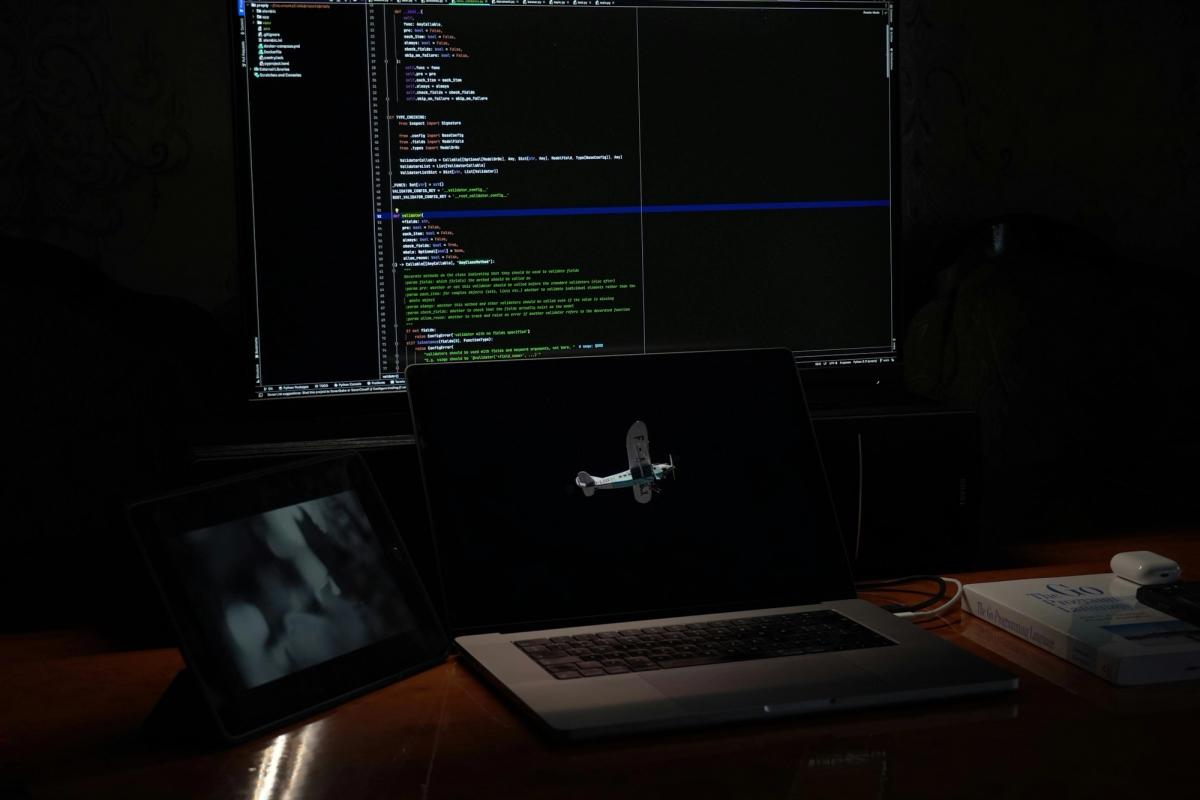 Stuff Laying - Pytorch Inference