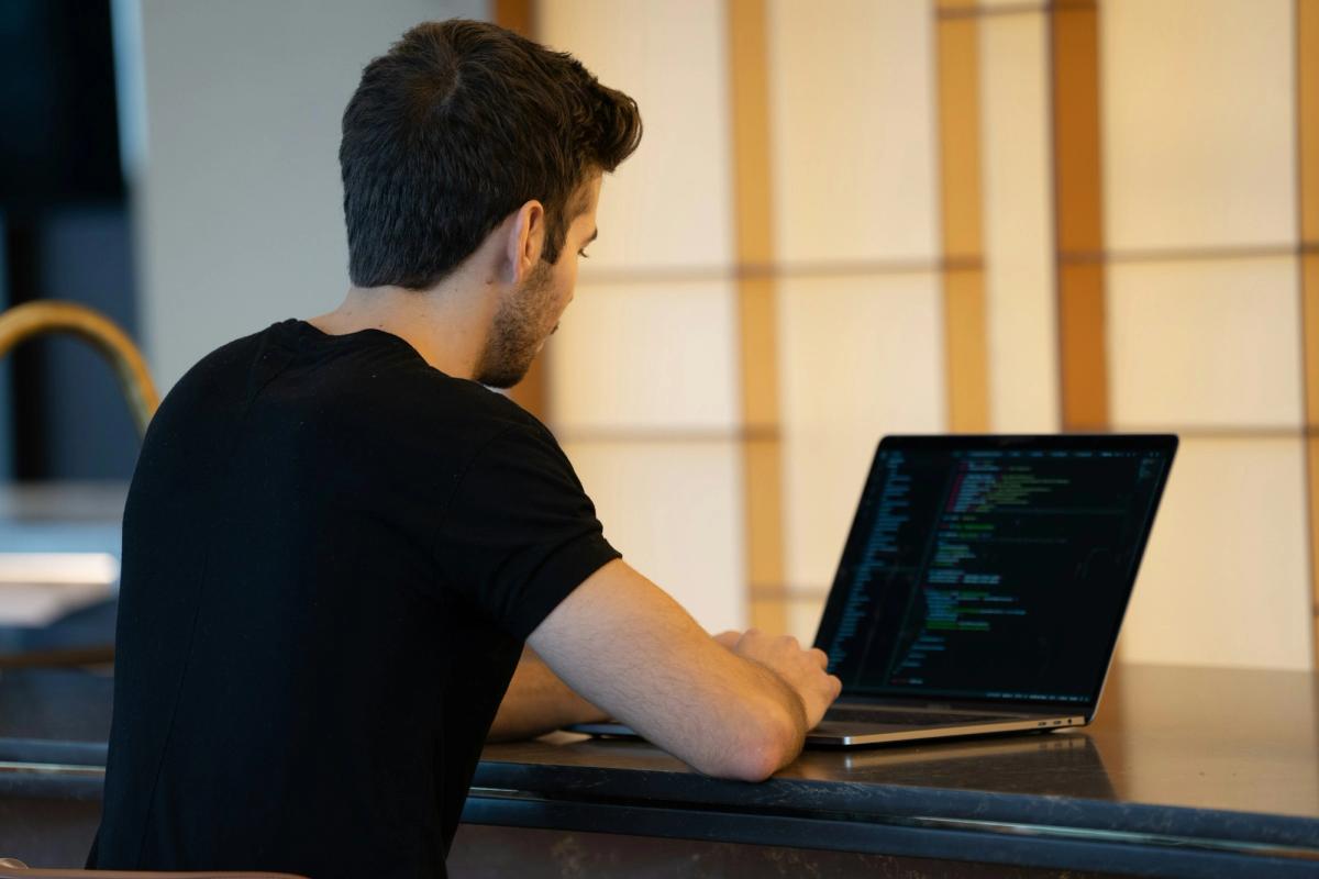 Man Coding - Real-time Machine Learning