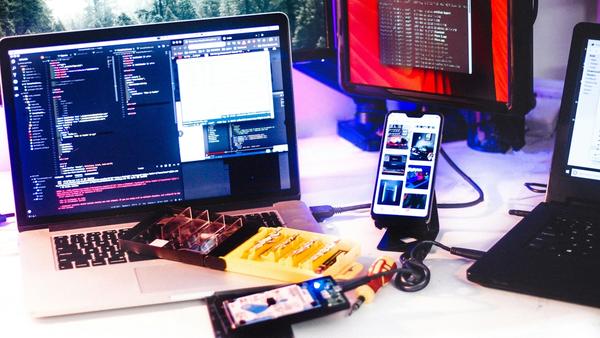 17 Best APIs for Machine Learning to Supercharge Your AI Projects