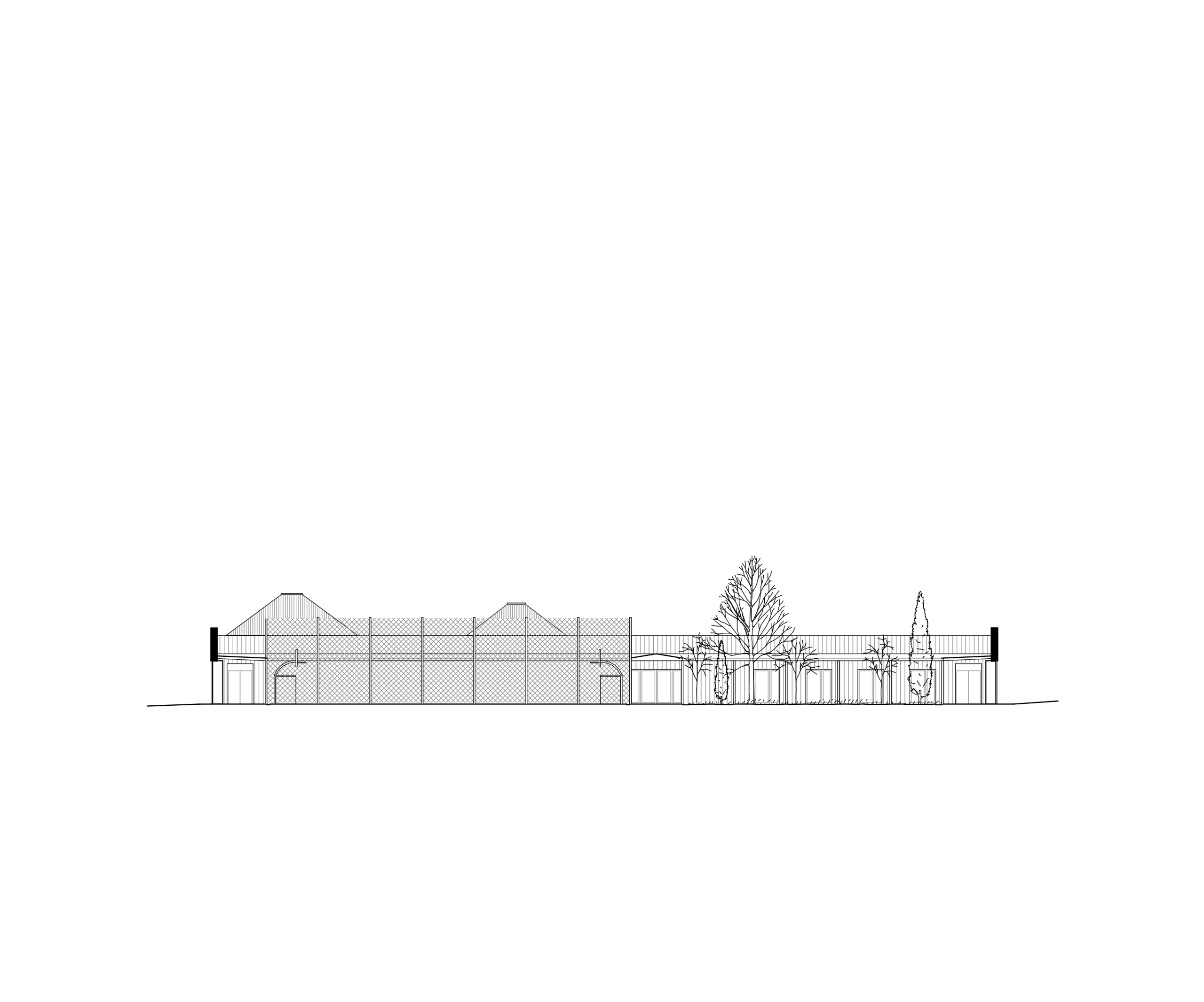Élévation du Pôle culture et jeunesse à Vaison-la-Romaine : enceinte en pierre massive, volumes de salles émergents et aile basse rythmée par les arbres.