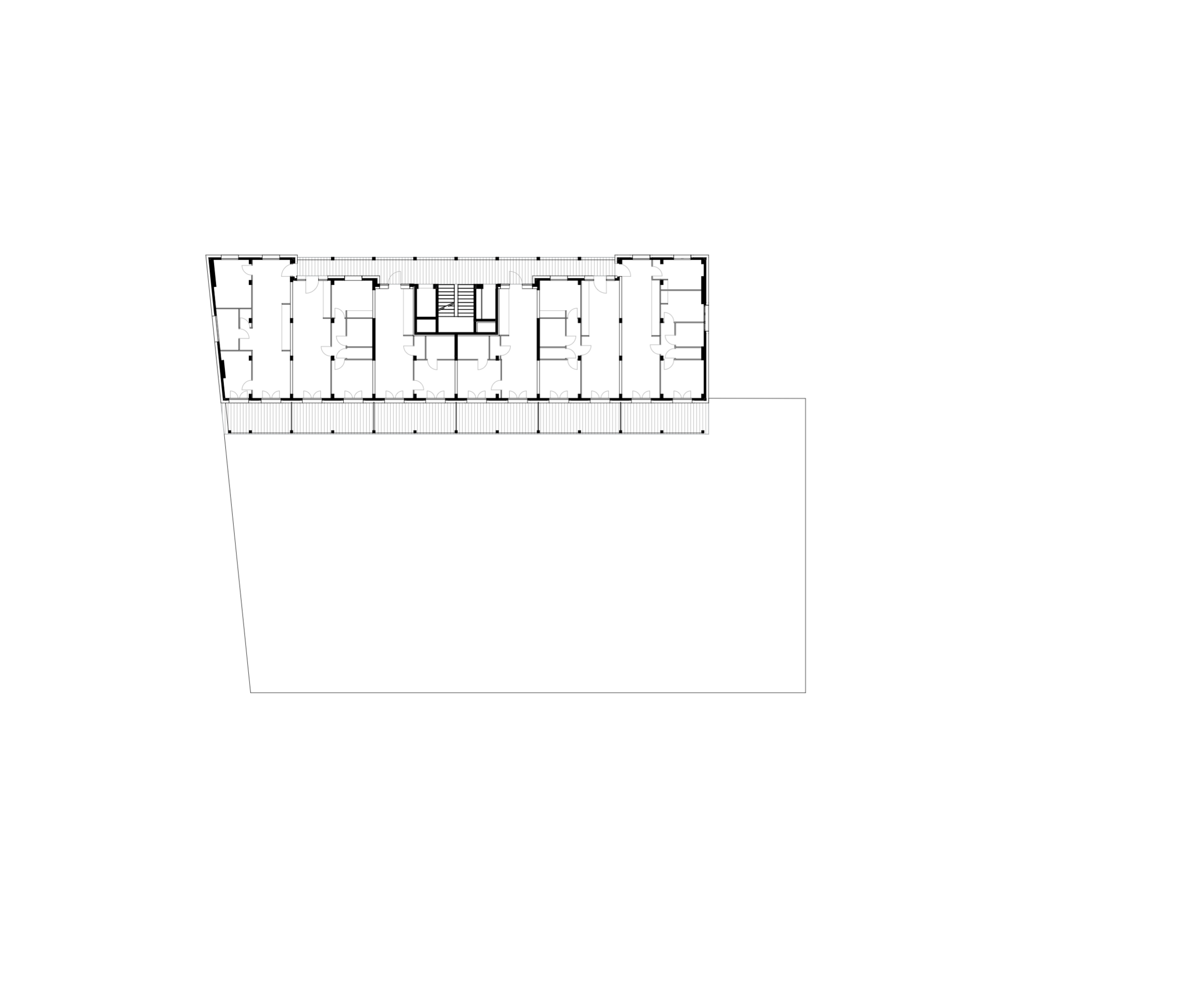 Upper-floor plan of the E4 North housing block in Lyon, showing a linear gallery-access layout with cross-ventilated flats and continuous south-facing balcony.