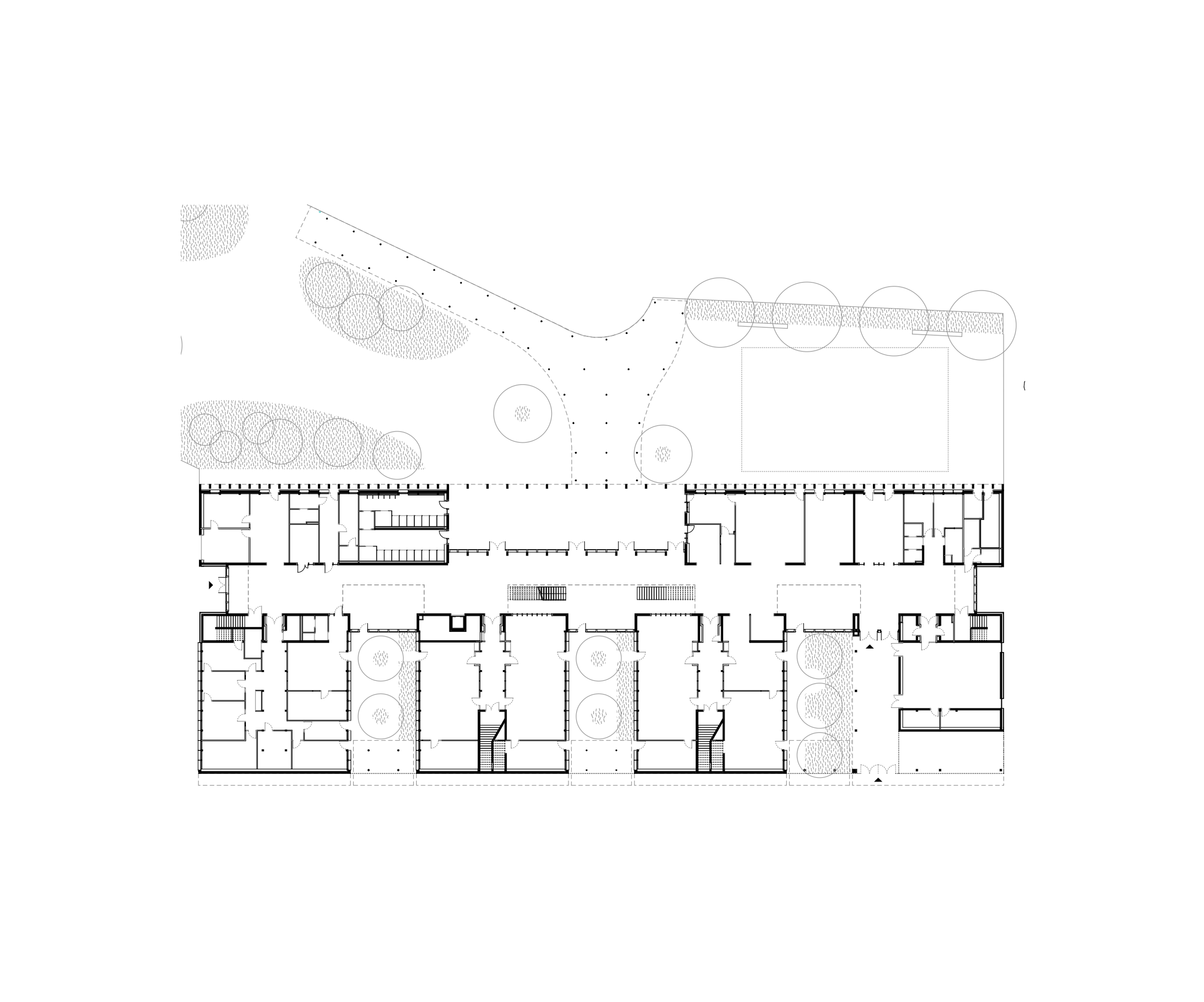 Plan en peigne du Collège du Ban à Vagney : ailes enseignement autour de patios plantés, rue intérieure centrale et cour paysagée au nord.