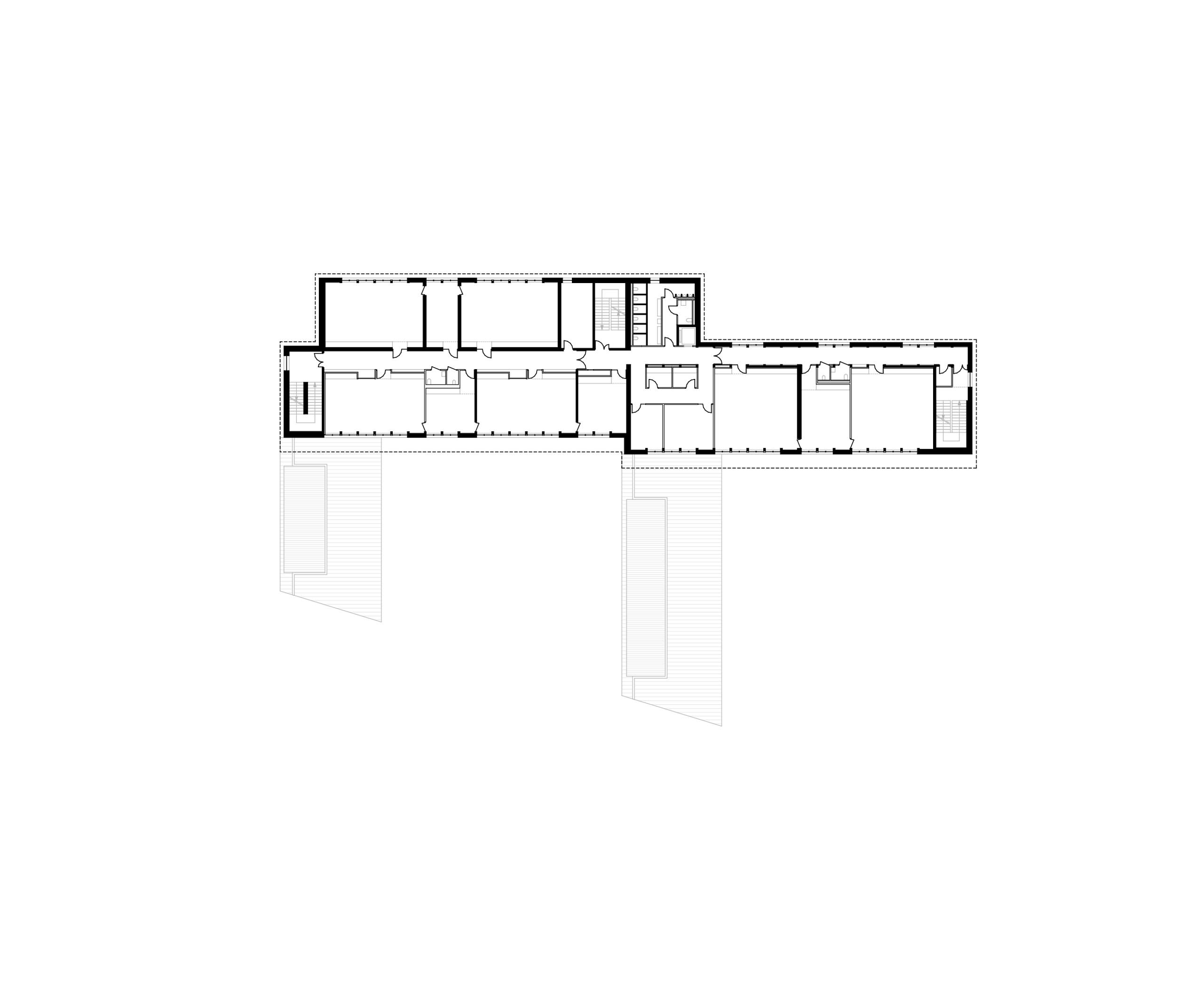 Plan de niveau du groupe scolaire du Bouchet à Bonneville, montrant la trame en béton existante, la restructuration des salles de classe et les deux préaux perpendiculaires.