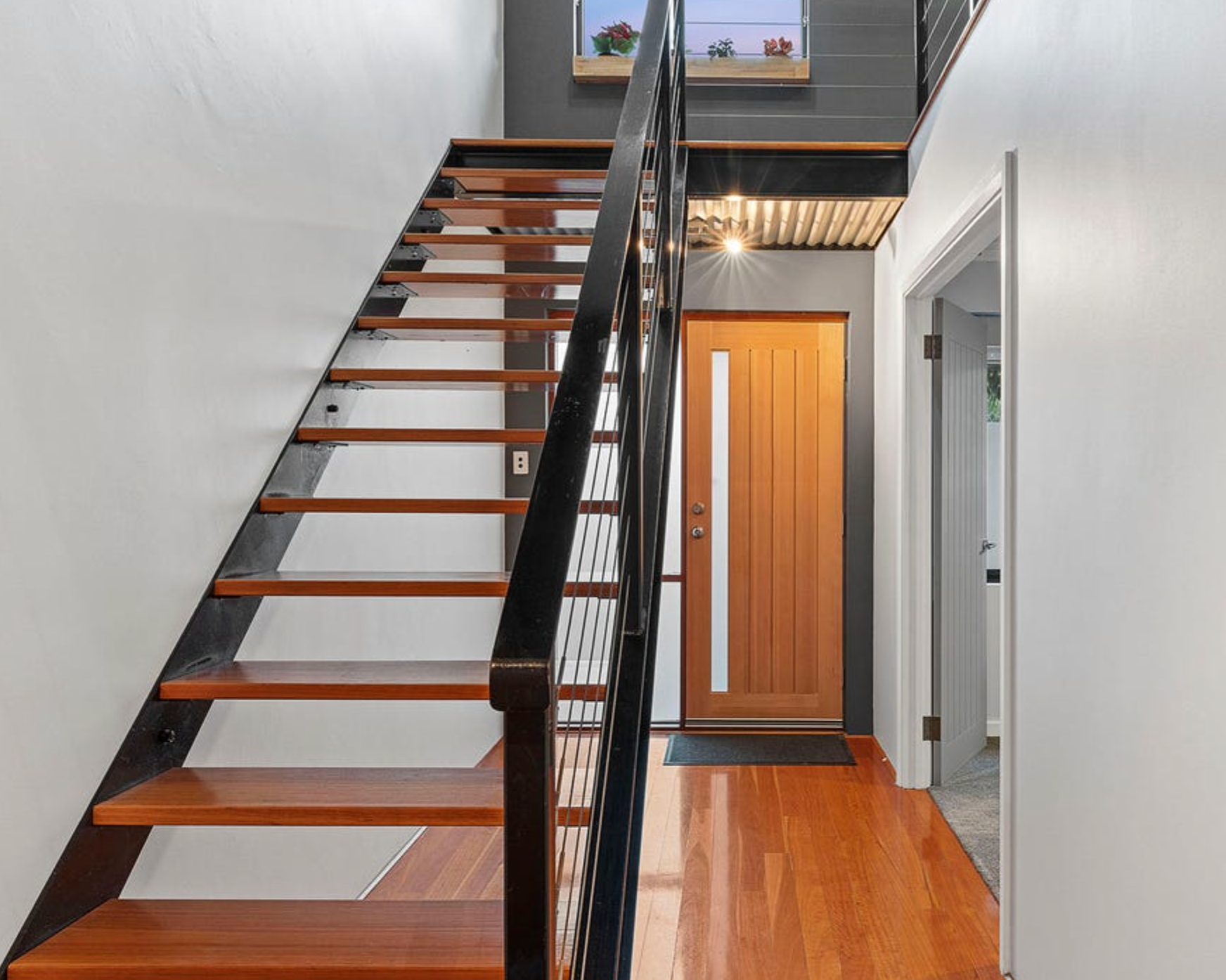 Inglewood Loft Style Townhouse  - photo 2