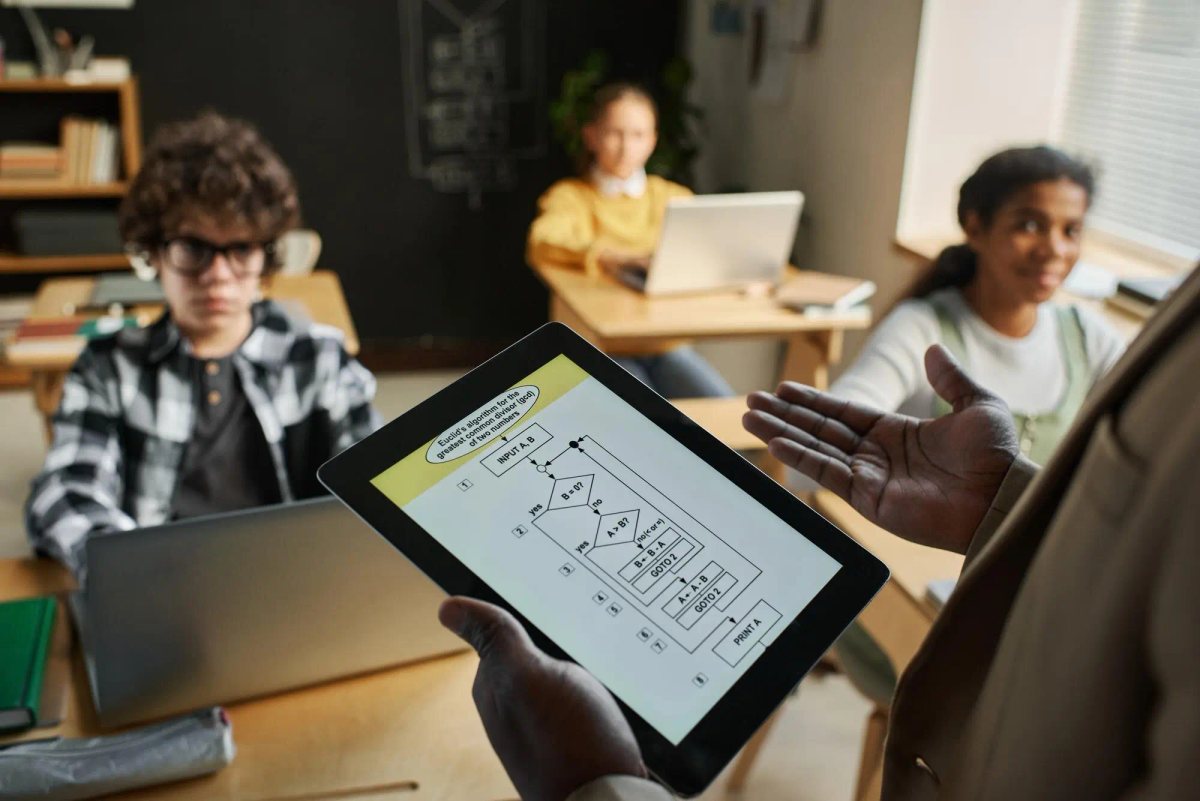 Enterprises Should Not Have to Choose Between SCORM and Microlearning
