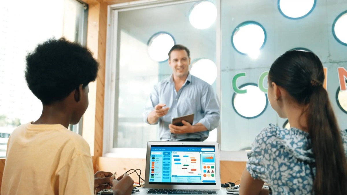 Die besten Lernplattformen für Customer-Success-Teams