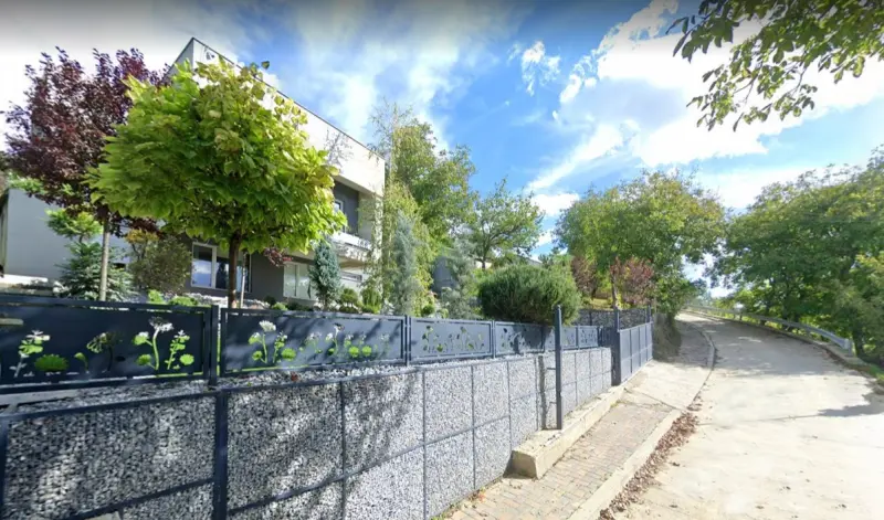 Eighty Steps — Image 5