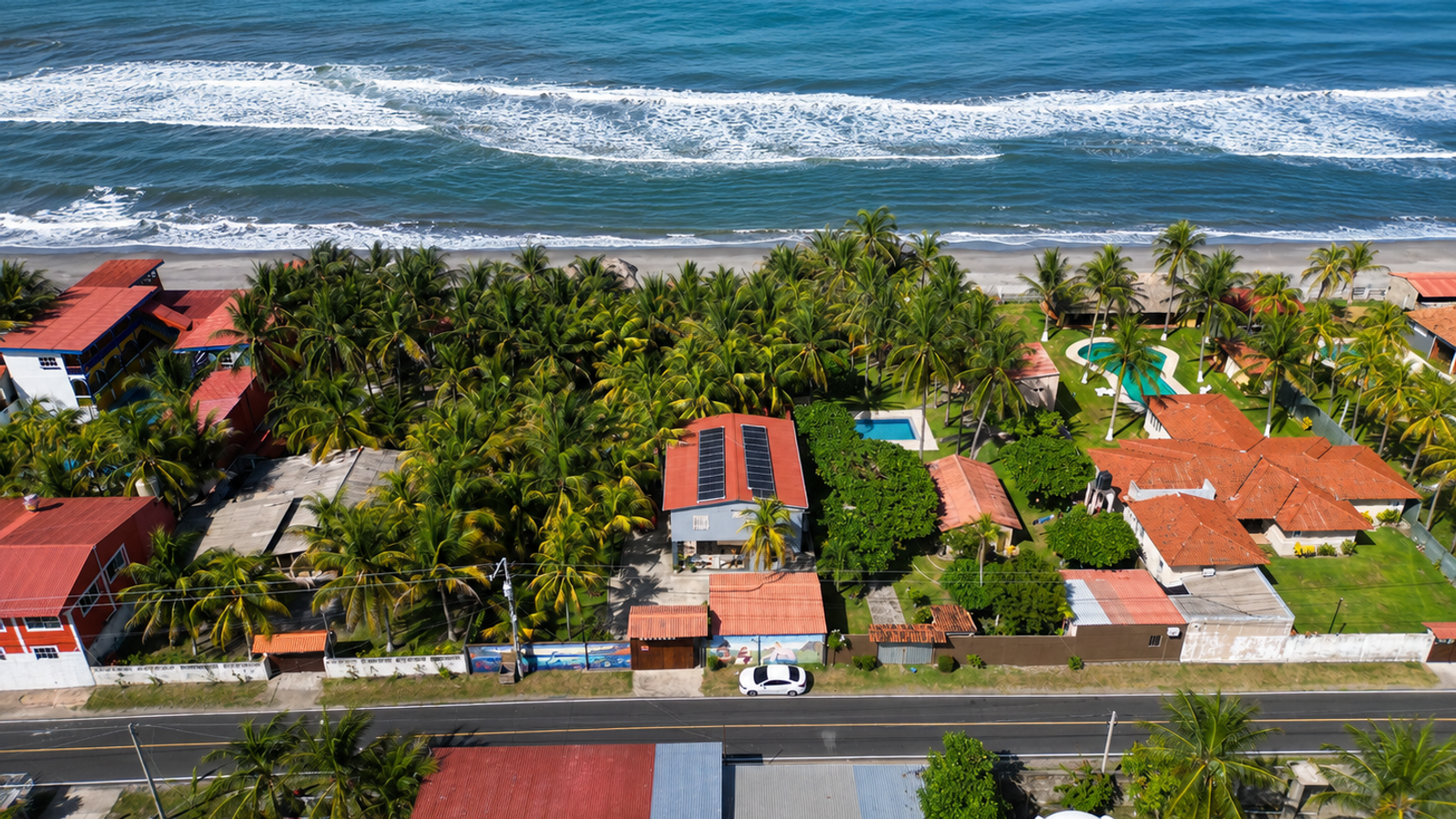 Casa de Playa de Dos Niveles Frente al Mar — El Pimental