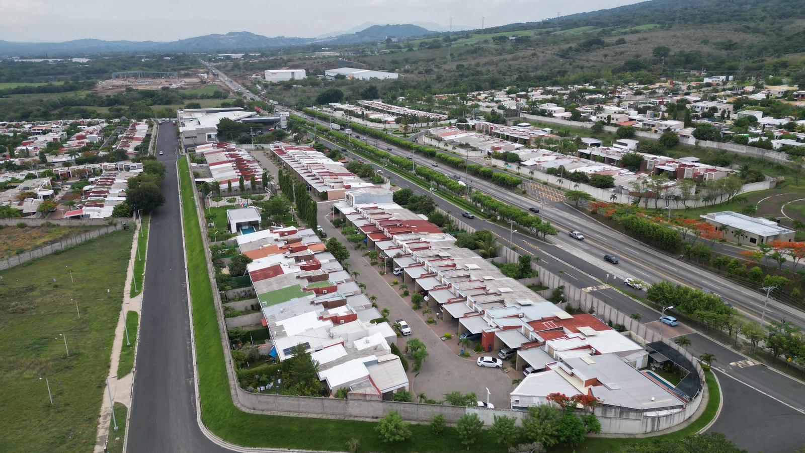 Casa de 1 Nivel en Metrópolis San Gabriel Norte